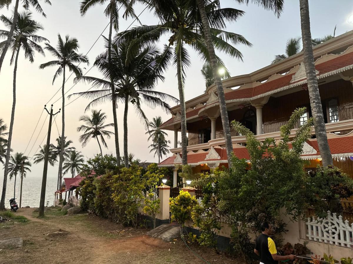 Kovalam Beach House Exterior foto
